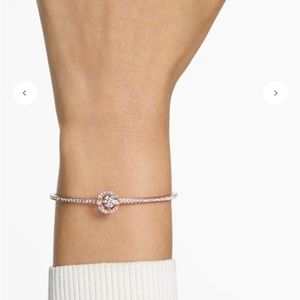 NWT Swarovski bangle
